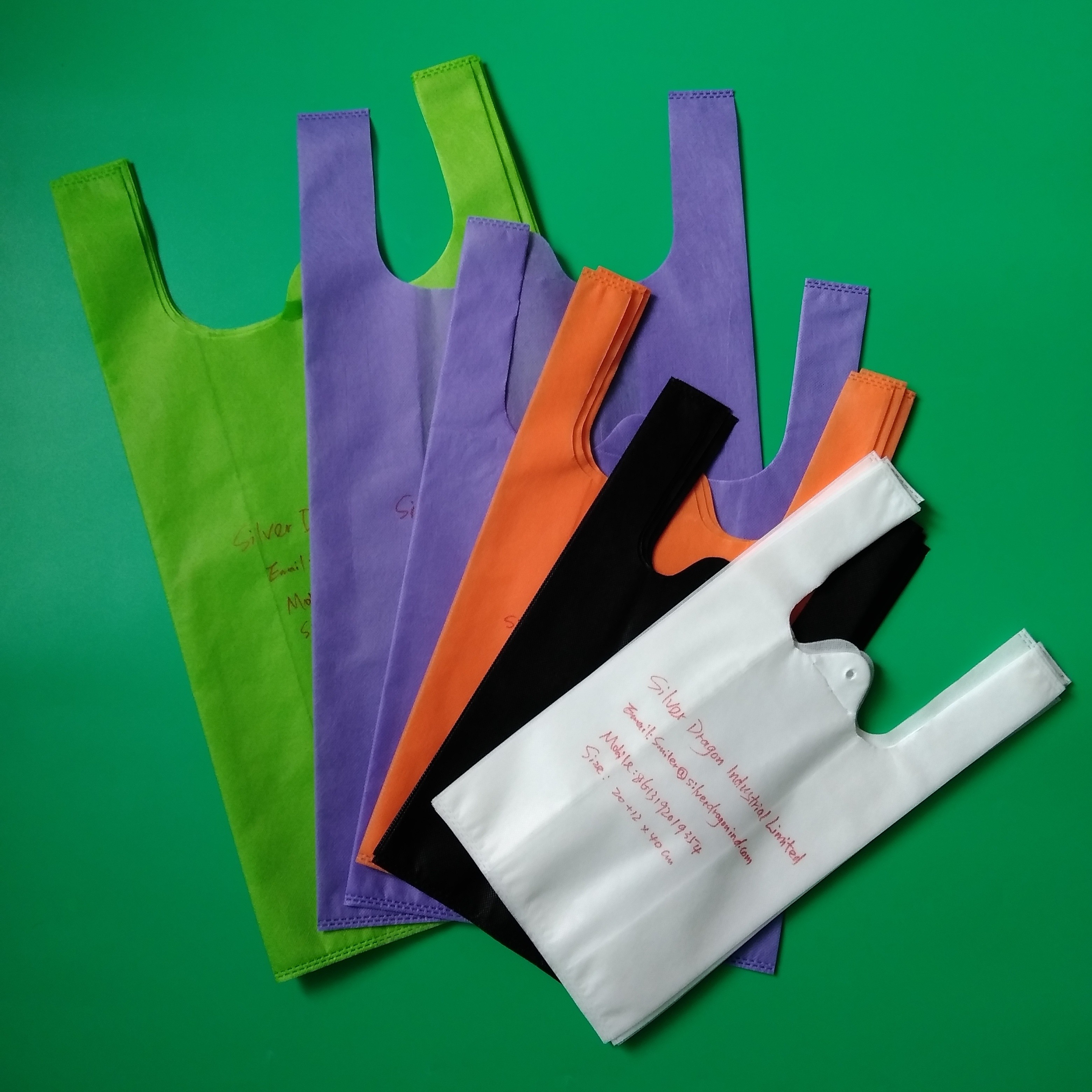 Non woven Tshirt shopping bag, white color, 30gsm, Tiny size 20