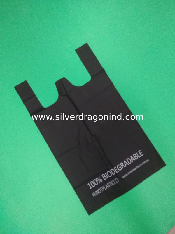 100% biodegradable black T-shirt bag, 1 color 1 side printed, size 0.025mm x (30+15)x50cm, withstand 5kg